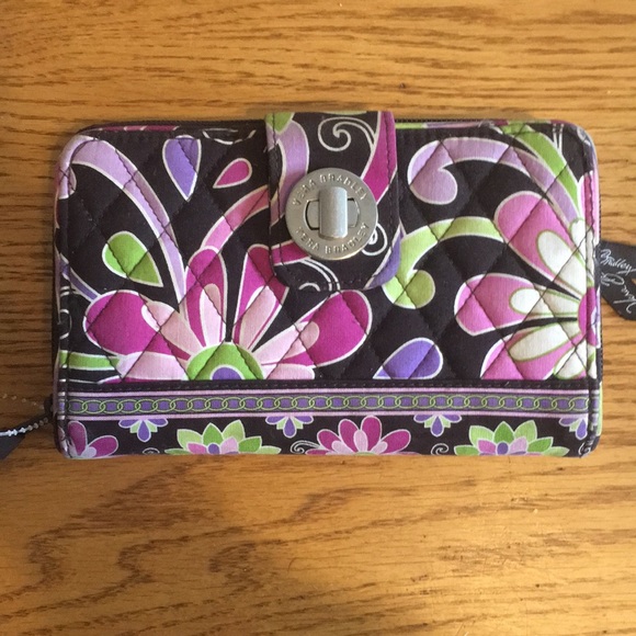 Vera Bradley Handbags - Vera Bradley Turnlock Wallet